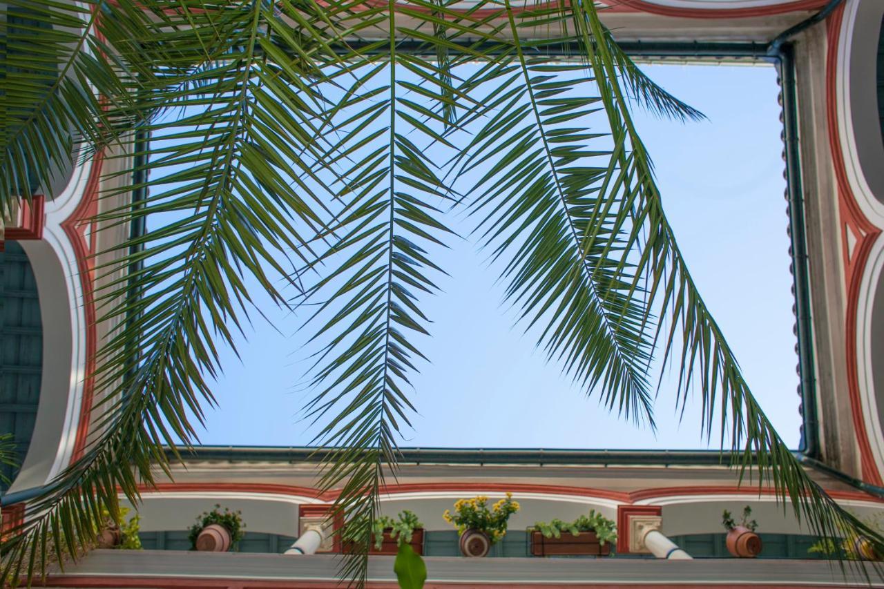Alohamundi Alfalfa Seville Luaran gambar